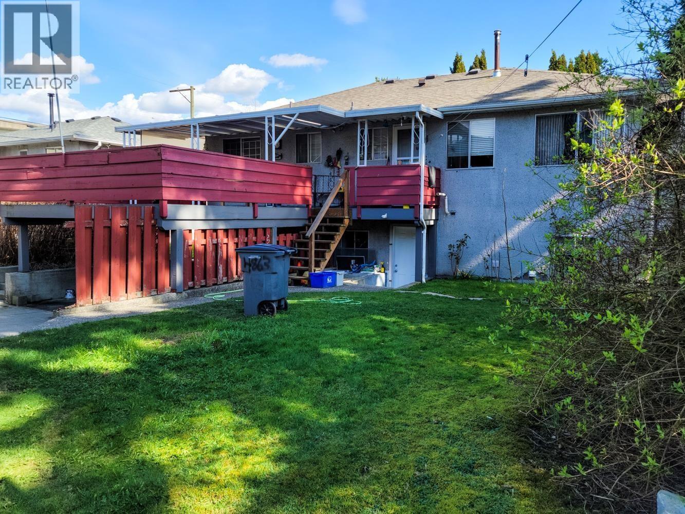 4863 Rupert Street Property Photo 19