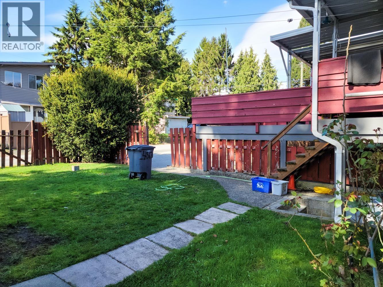 4863 Rupert Street Property Photo 20