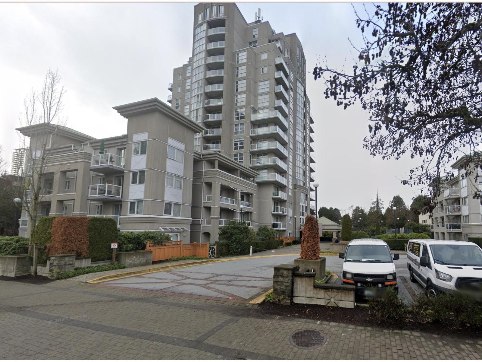 1206 10523 University Drive Property Photo 1
