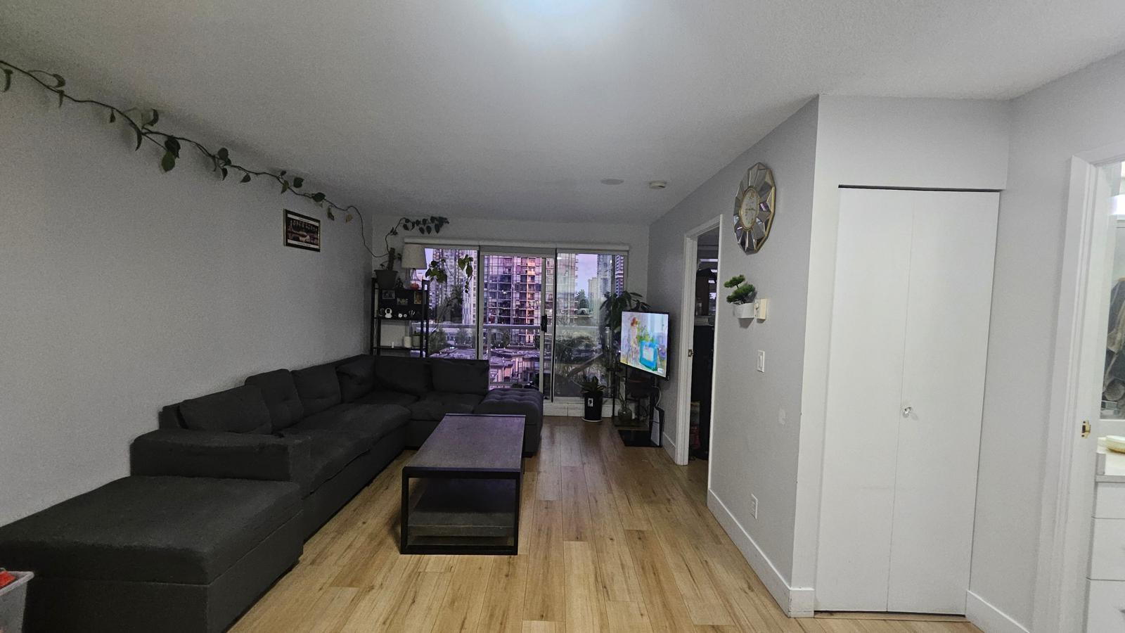 1206 10523 University Drive Property Photo 7