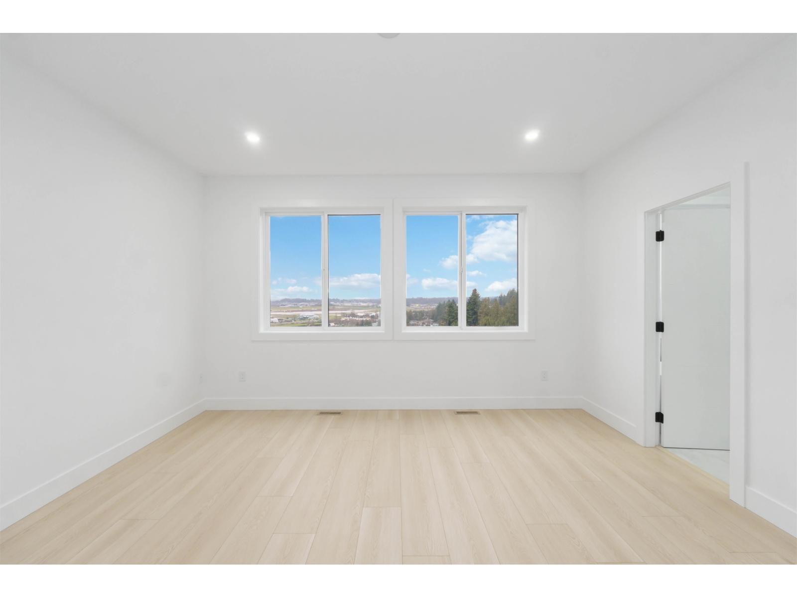 35656 Canterbury Avenue Property Photo 18