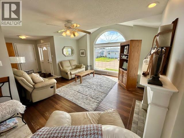 5515 W 57 Avenue Property Photo 11
