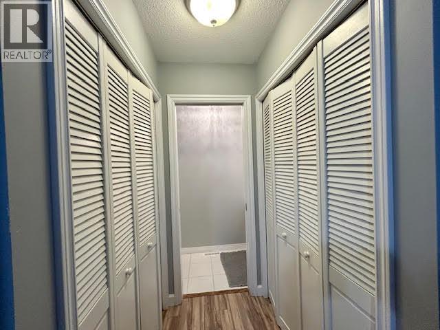 5515 W 57 Avenue Property Photo 14