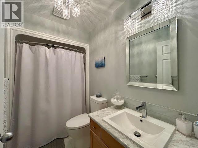 5515 W 57 Avenue Property Photo 18