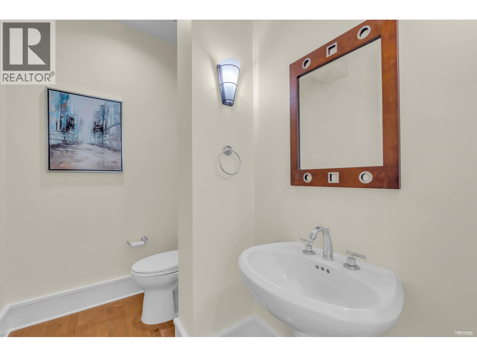 2673 Folkestone Way Property Photo 29