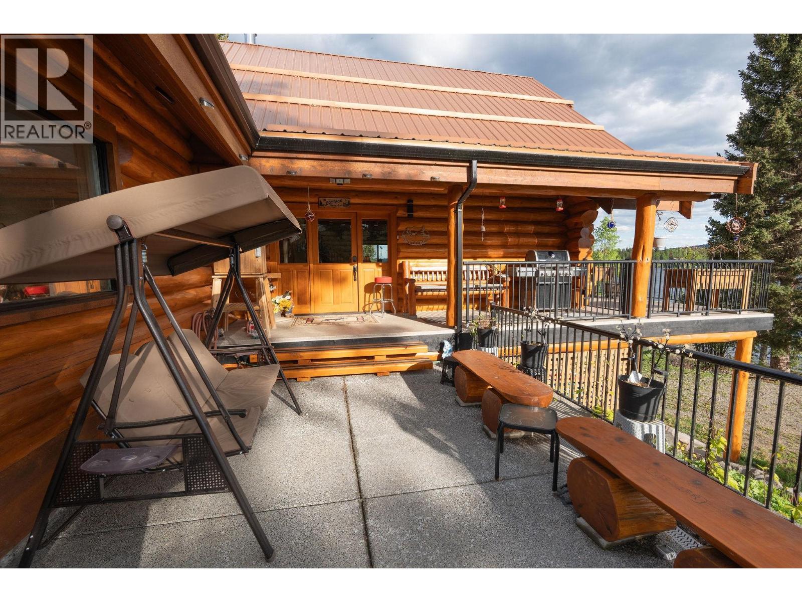 3754 Horsefly Road Property Photo 4