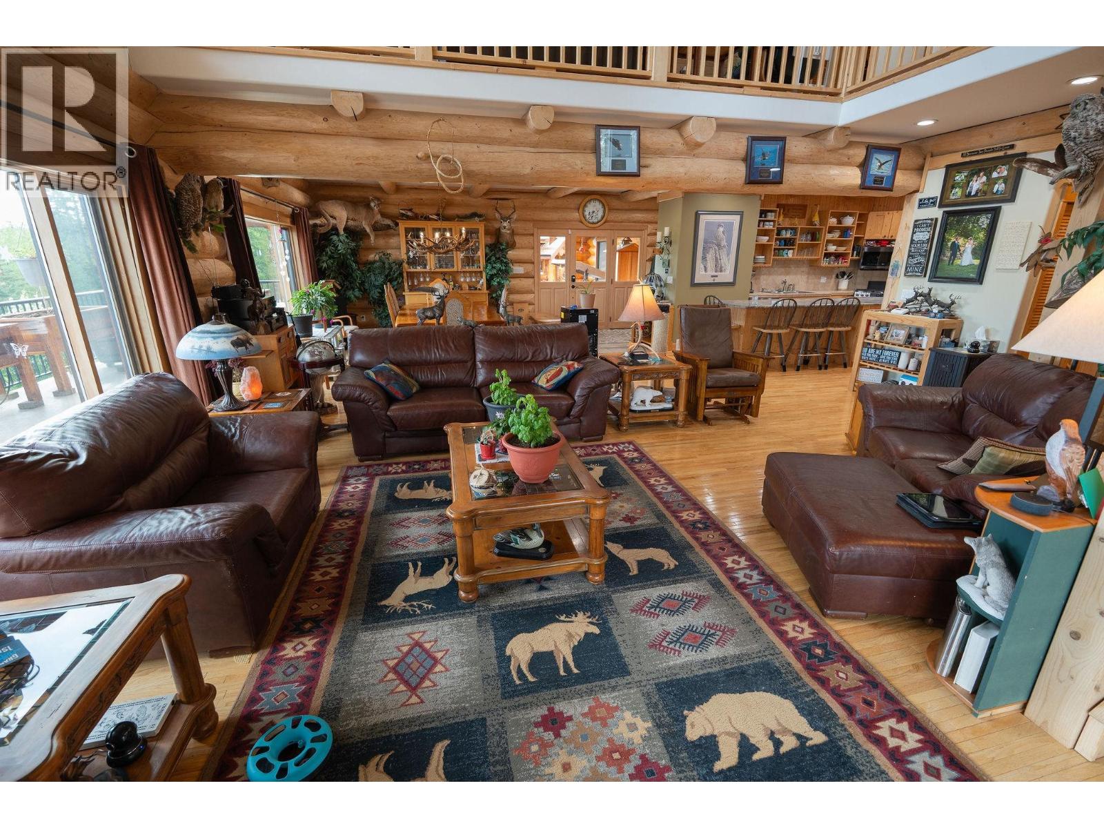 3754 Horsefly Road Property Photo 9