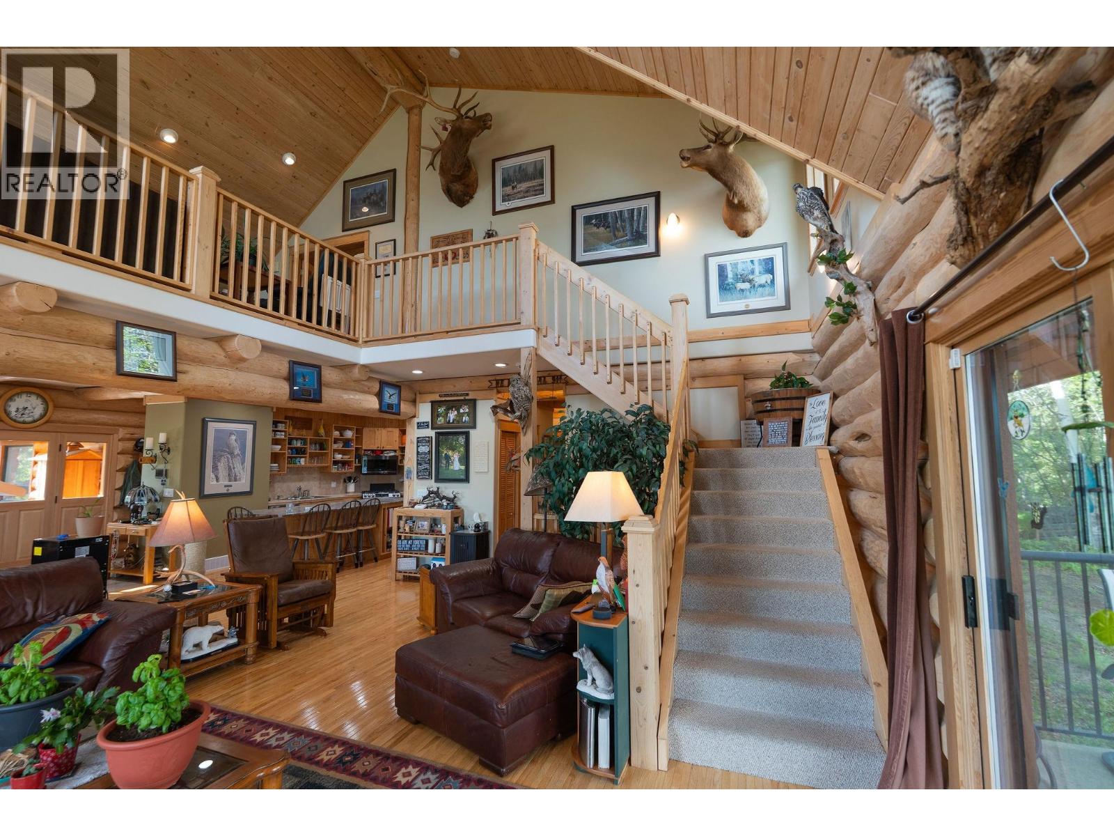 3754 Horsefly Road Property Photo 14