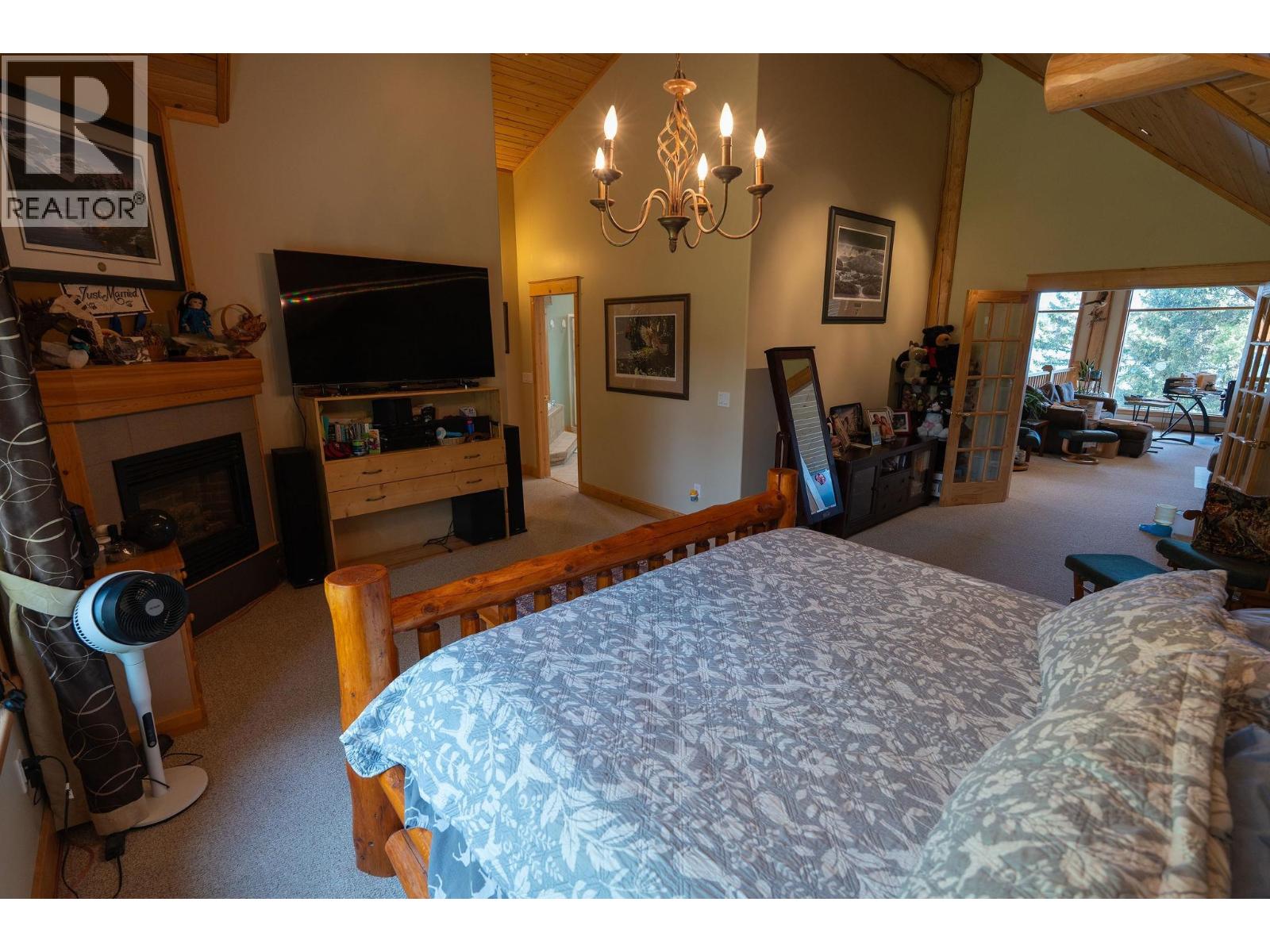 3754 Horsefly Road Property Photo 16