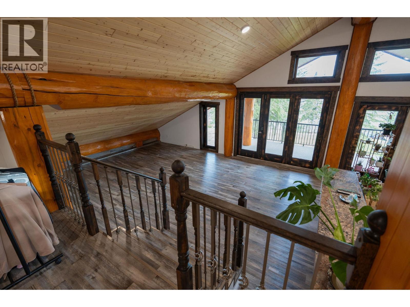 3754 Horsefly Road Property Photo 33