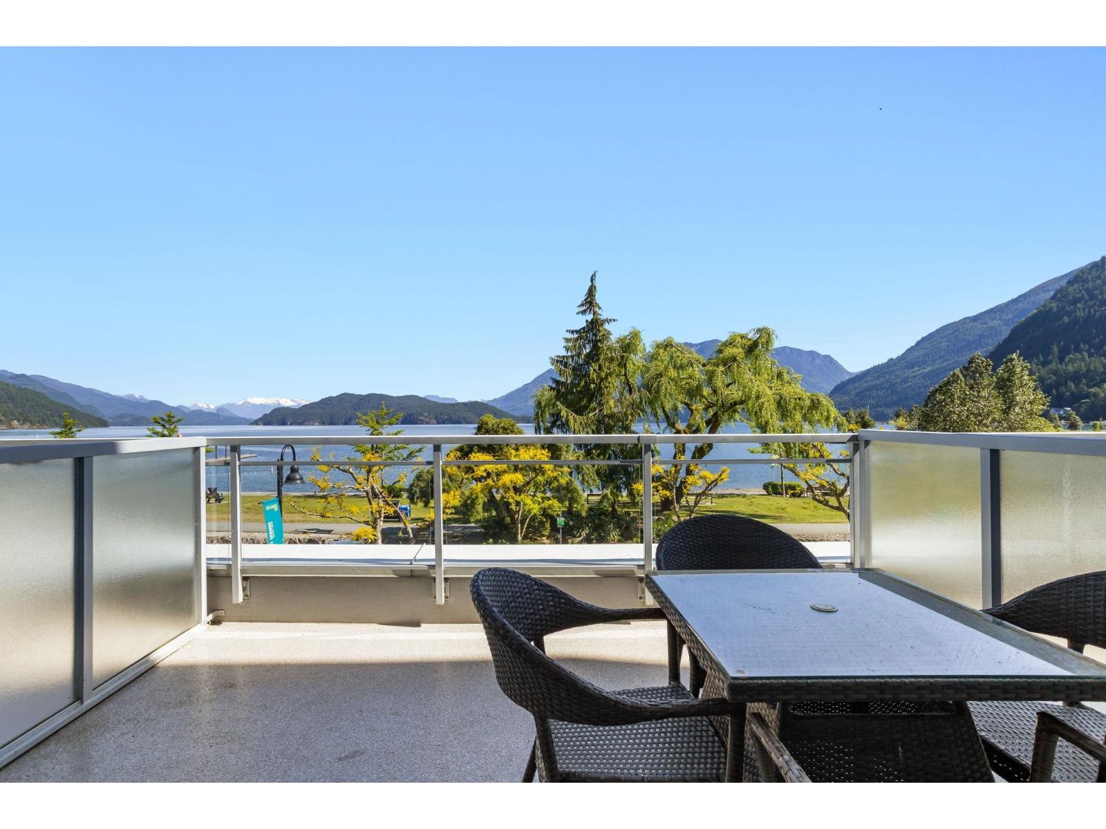 160 Esplanade Avenue #212c Property Photo 6