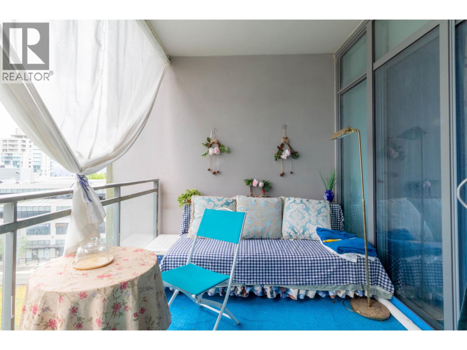 602 4688 Kingsway Property Photo 17