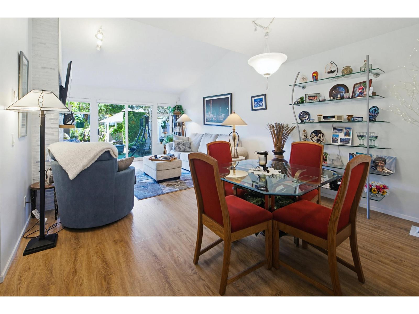 57 8737 212 Street Property Photo 4