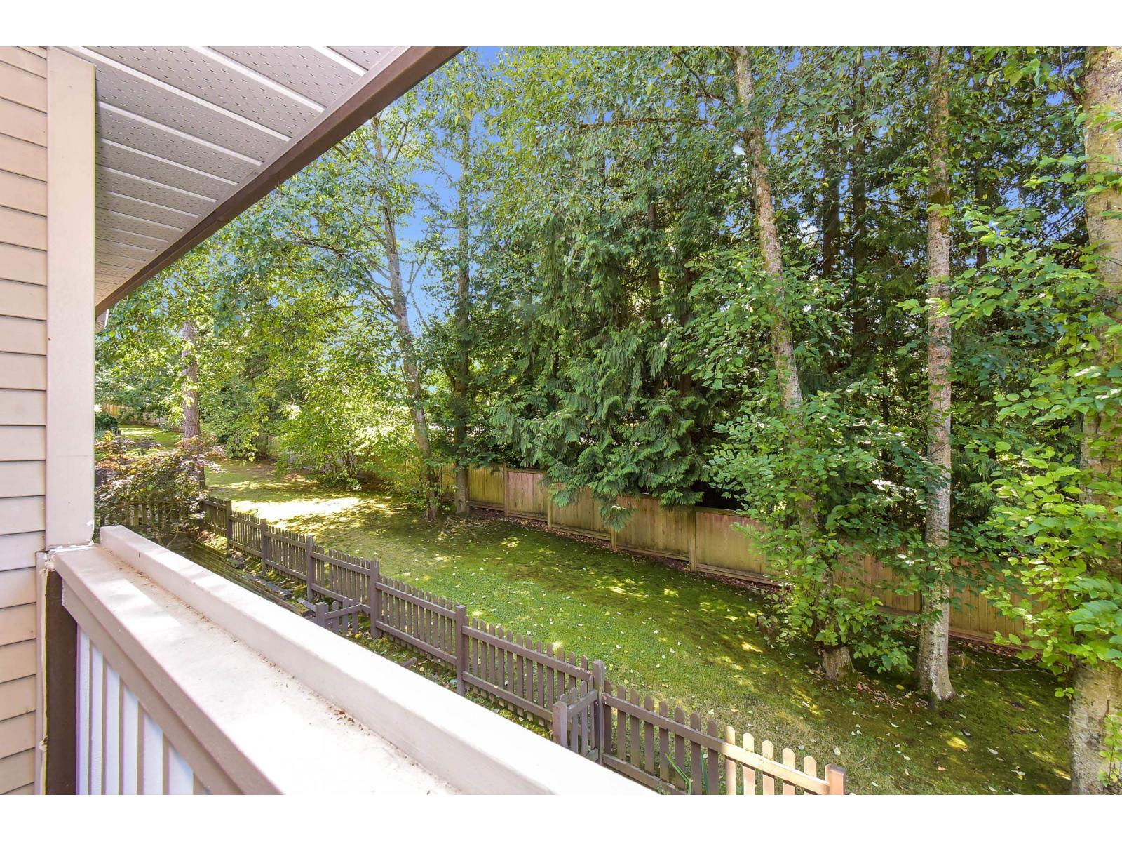 55 15133 29a Avenue Property Photo 3