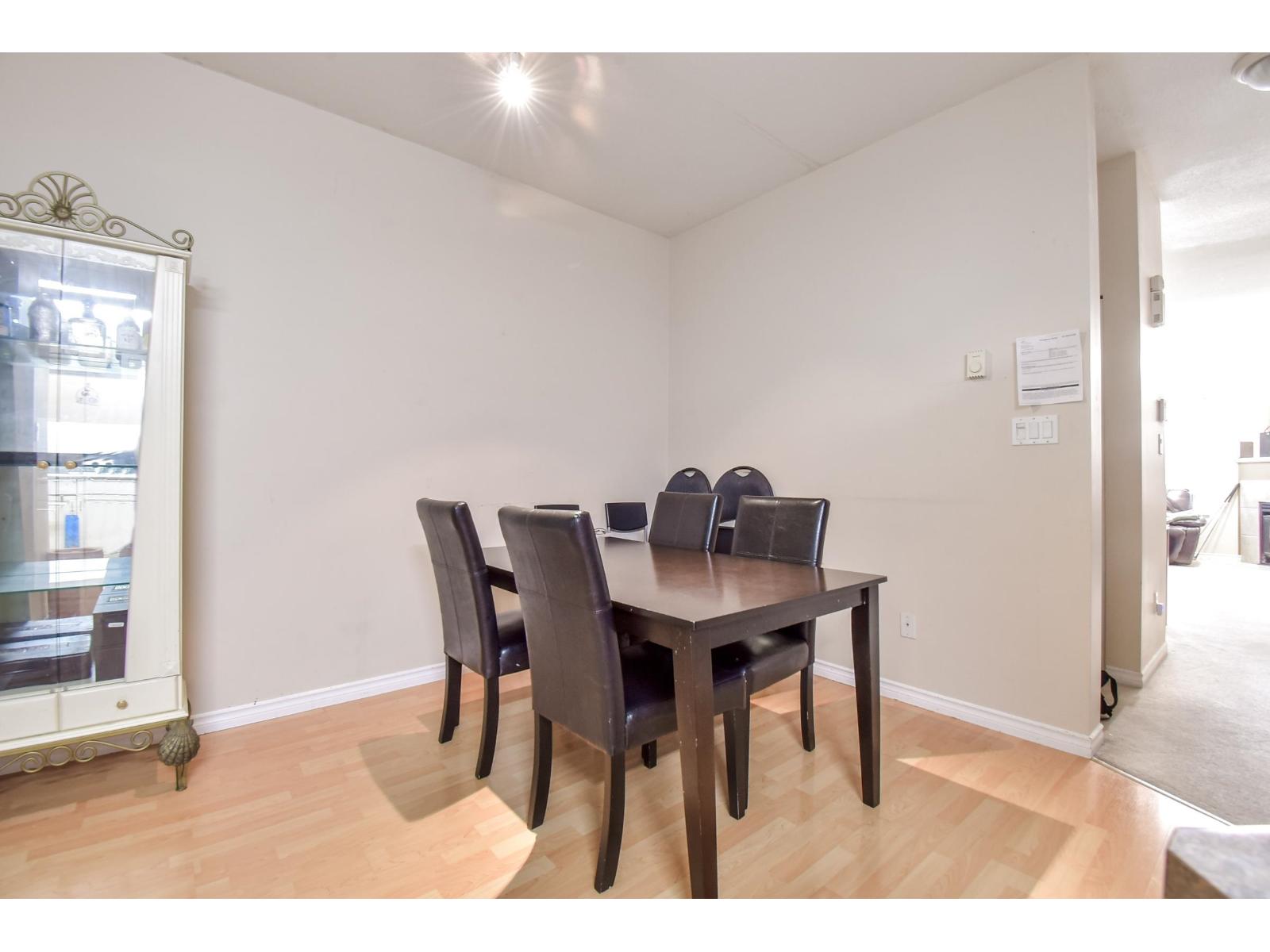 55 15133 29a Avenue Property Photo 6