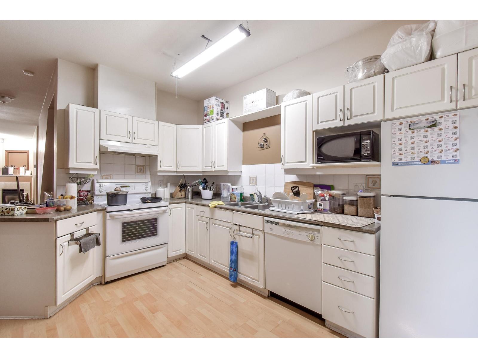 55 15133 29a Avenue Property Photo 8