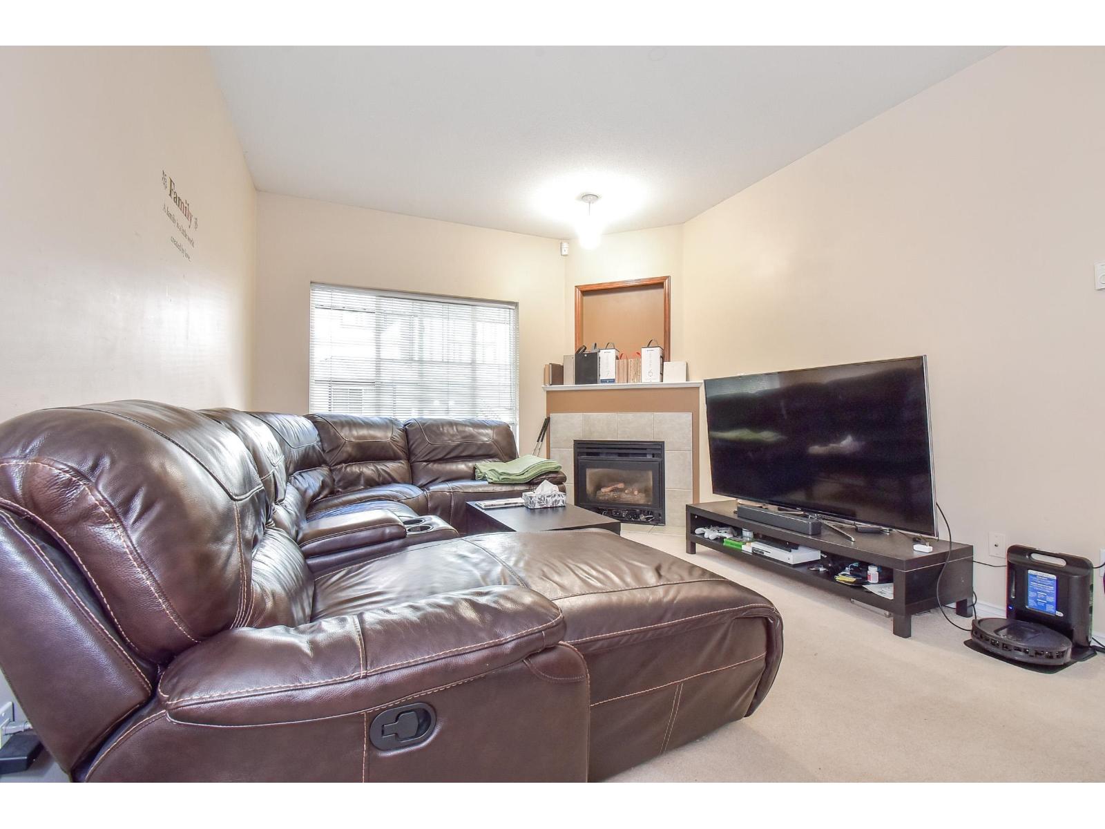 55 15133 29a Avenue Property Photo 10