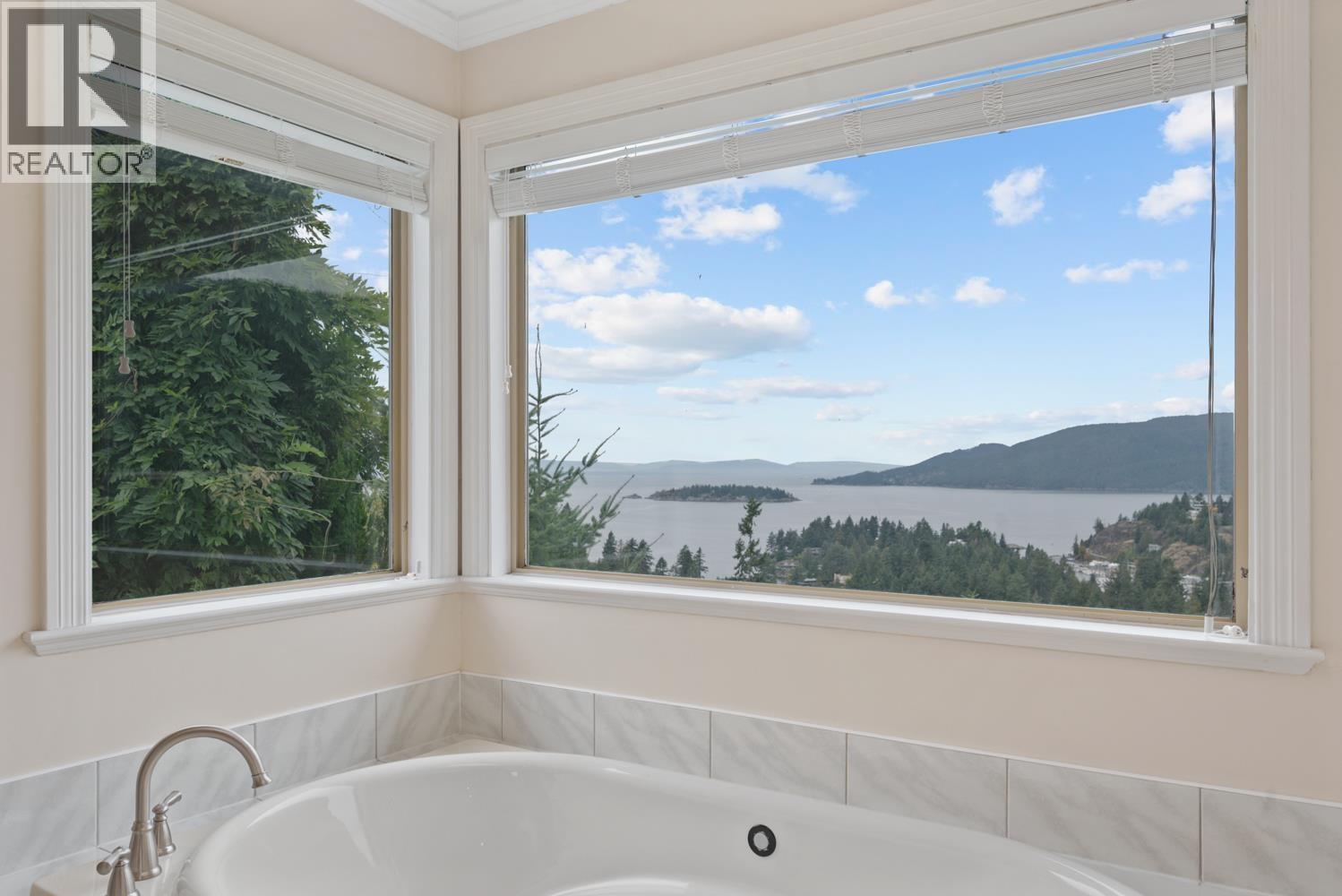 5532 Westhaven Road Property Photo 32