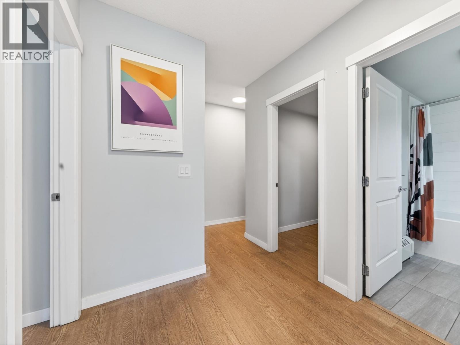 305 3281 E Kent Avenue North Property Photo 10