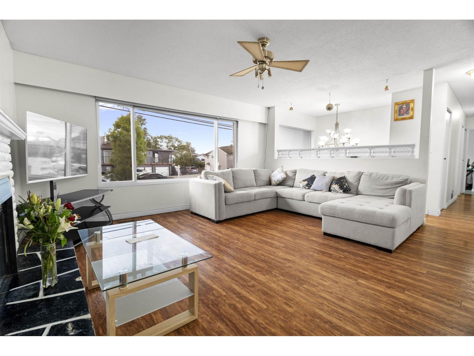 11776 86 Avenue Property Photo 5