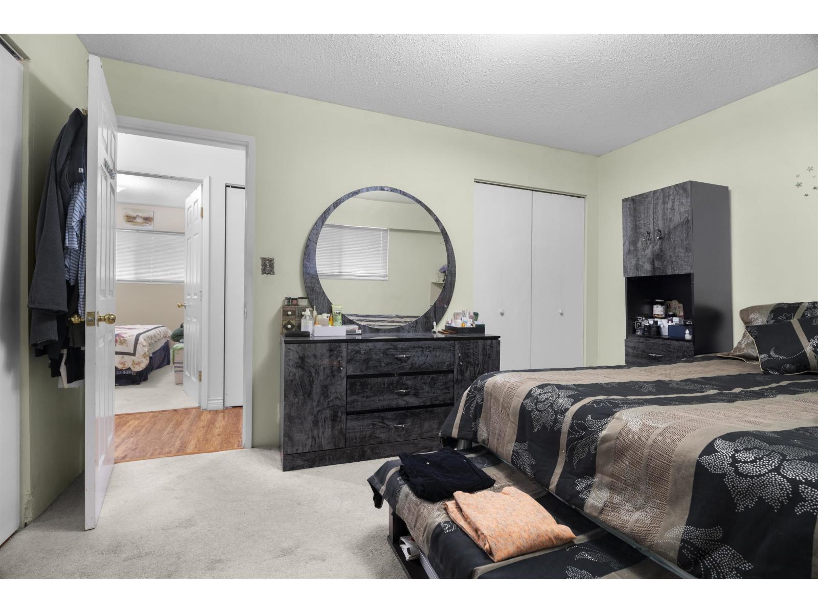 11776 86 Avenue Property Photo 12