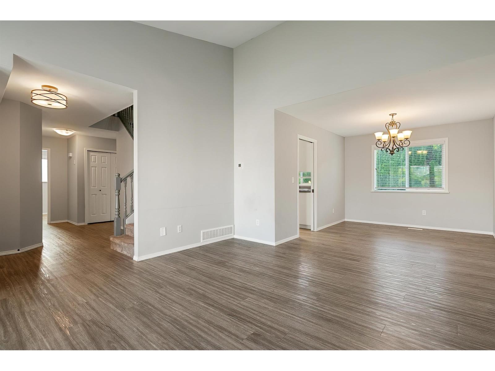 7665 Sapphire Drive Property Photo 10