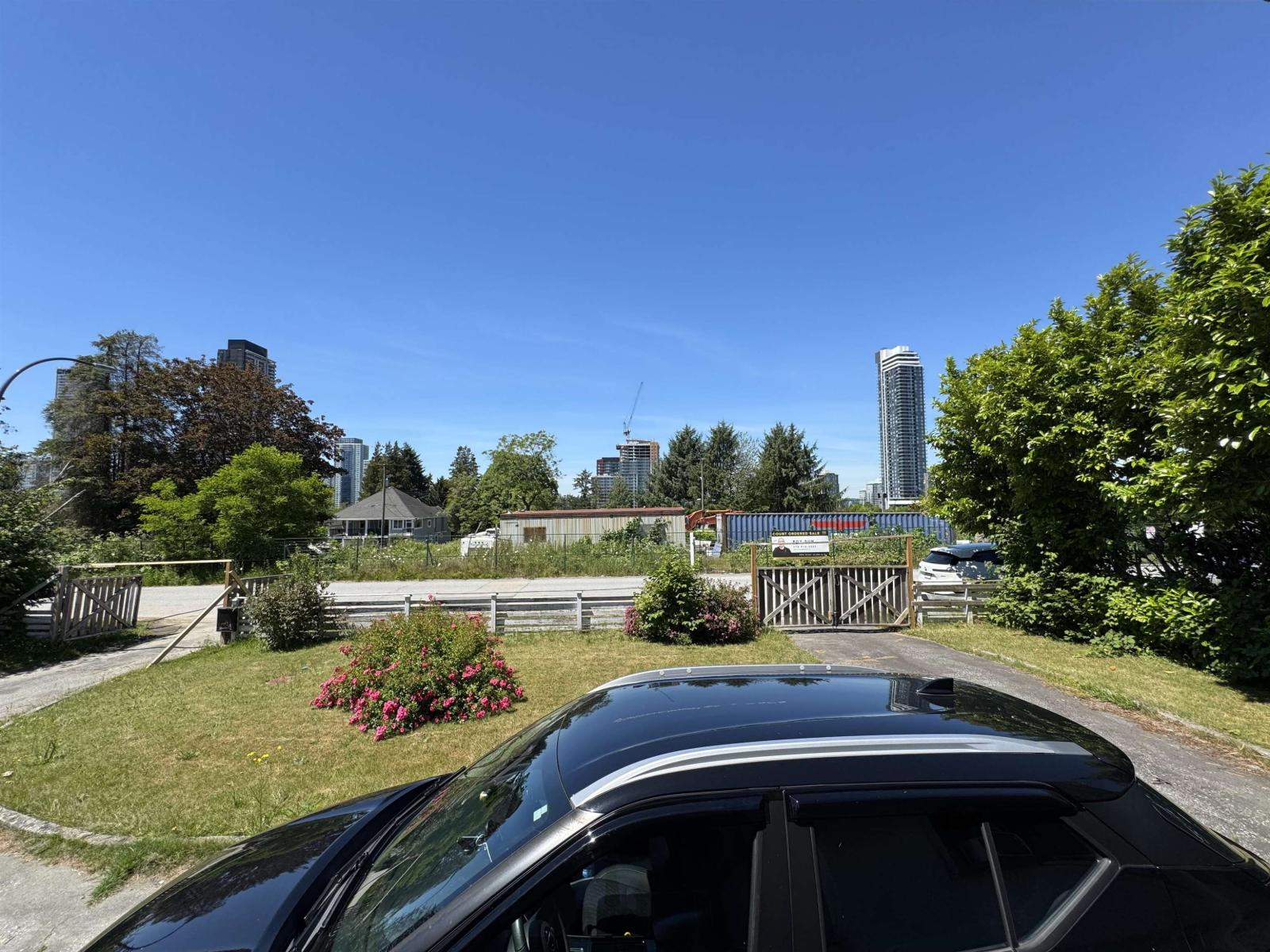 10618 137a Street Property Photo 18