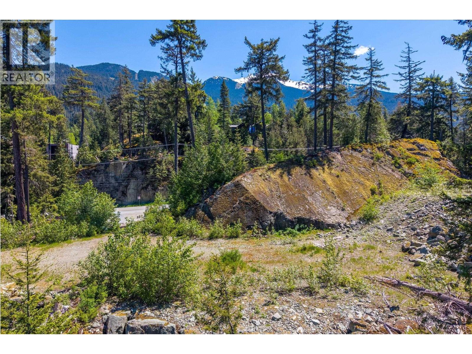 2671 Highway 99 Property Photo 8