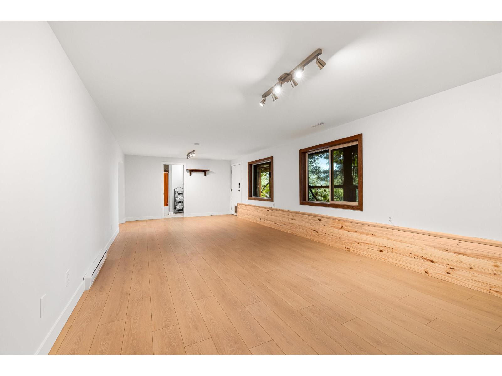 8379 Chelmsford Place Property Photo 14