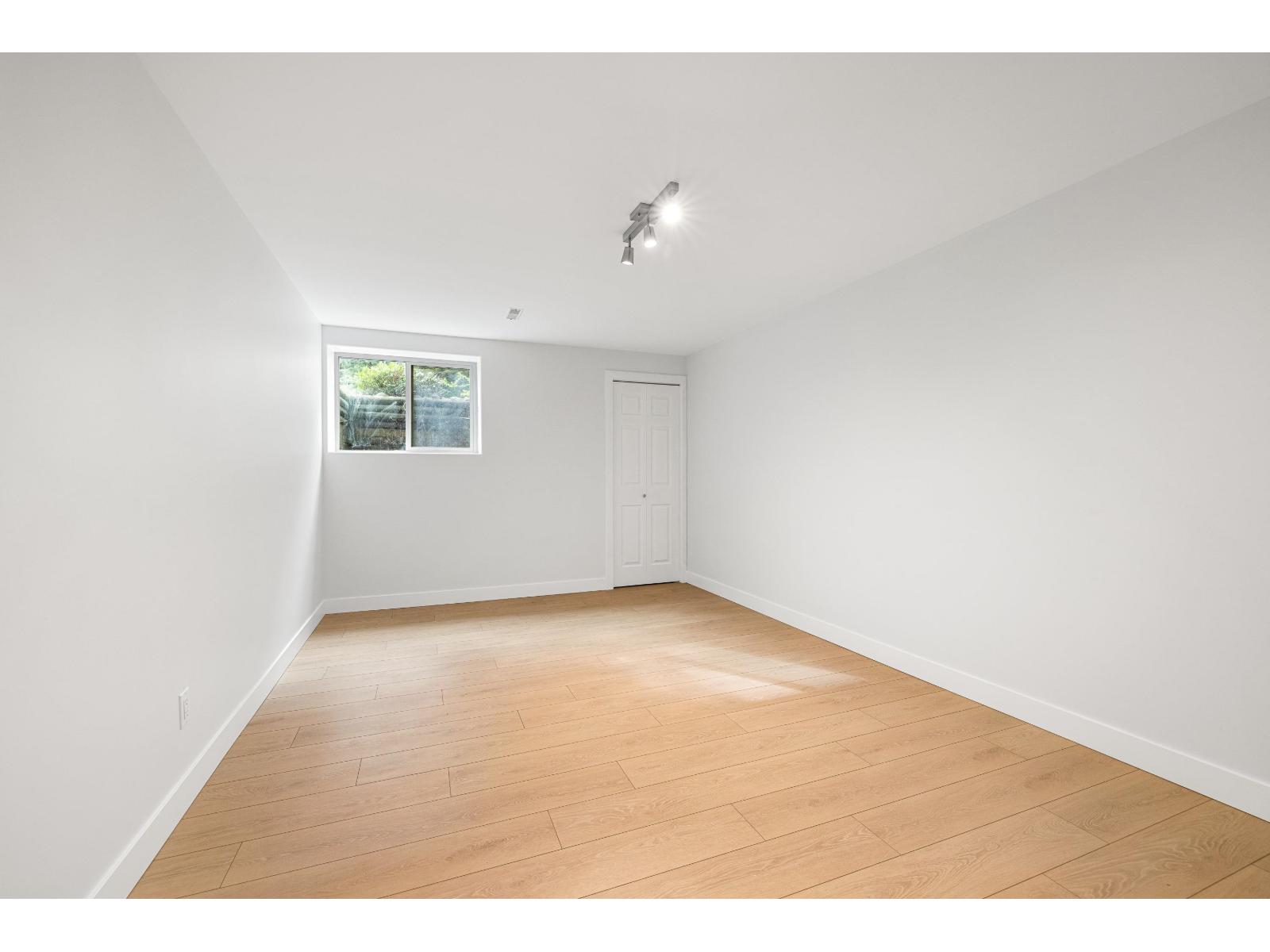 8379 Chelmsford Place Property Photo 18