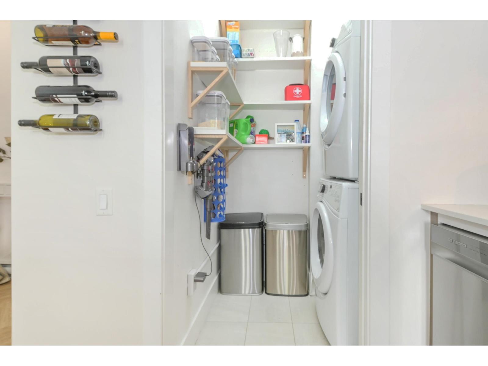 106 17578 57a Avenue Property Photo 8