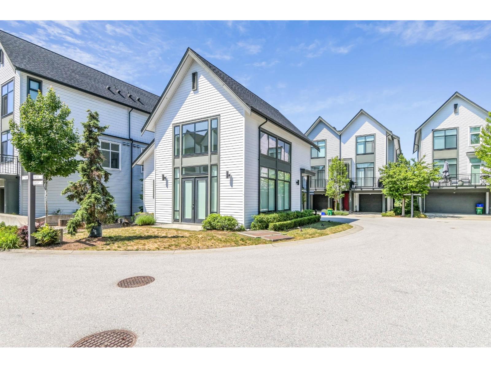 106 17578 57a Avenue Property Photo 18