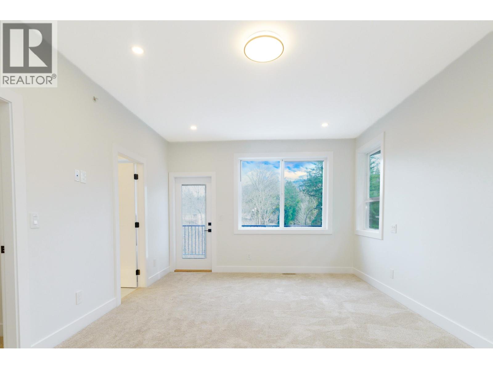 11002 243b Street Property Photo 19