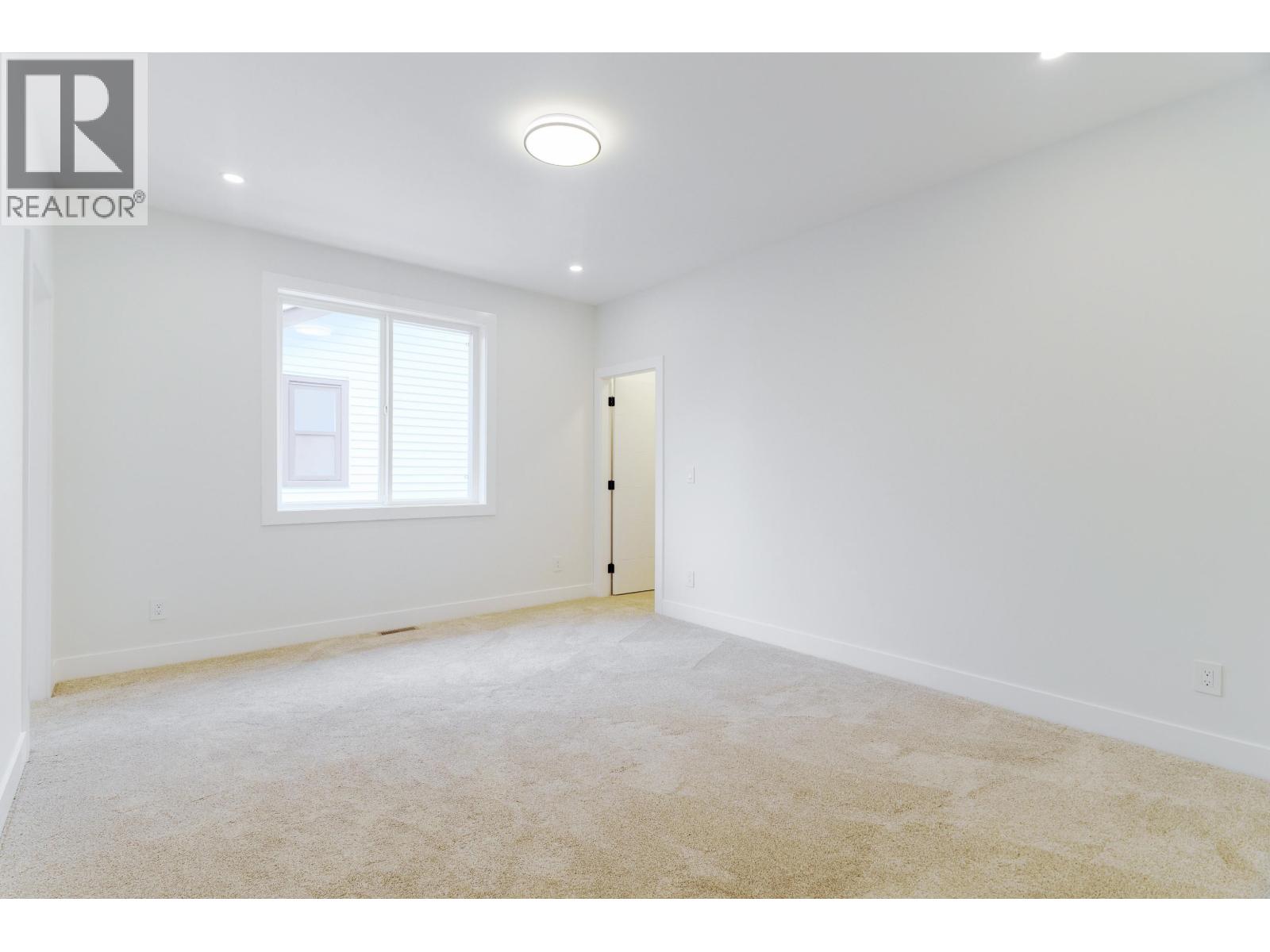 11002 243b Street Property Photo 30