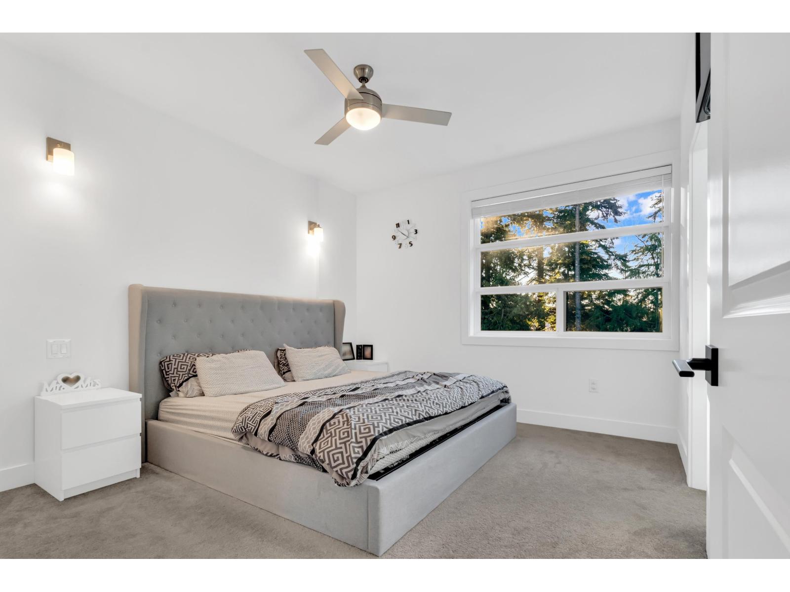 4 32970 Tunbridge Avenue Property Photo 17