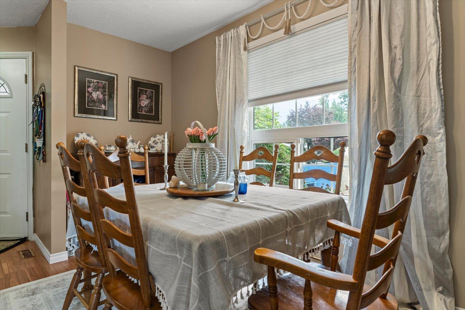 1535 Canterbury Drive Property Photo 10