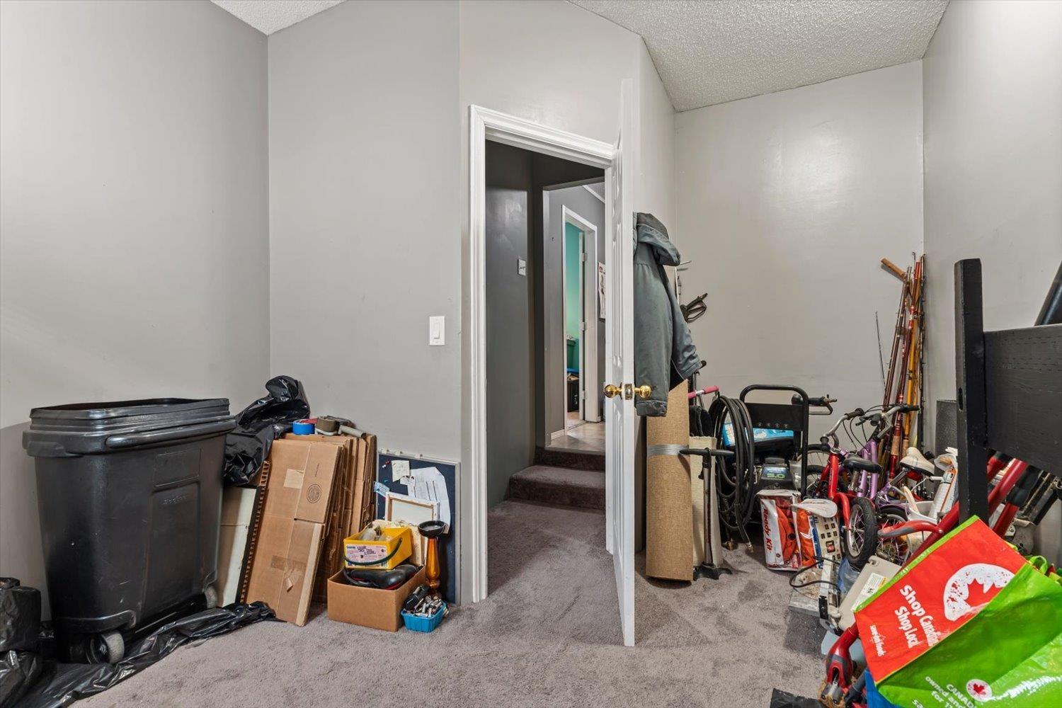 1535 Canterbury Drive Property Photo 30