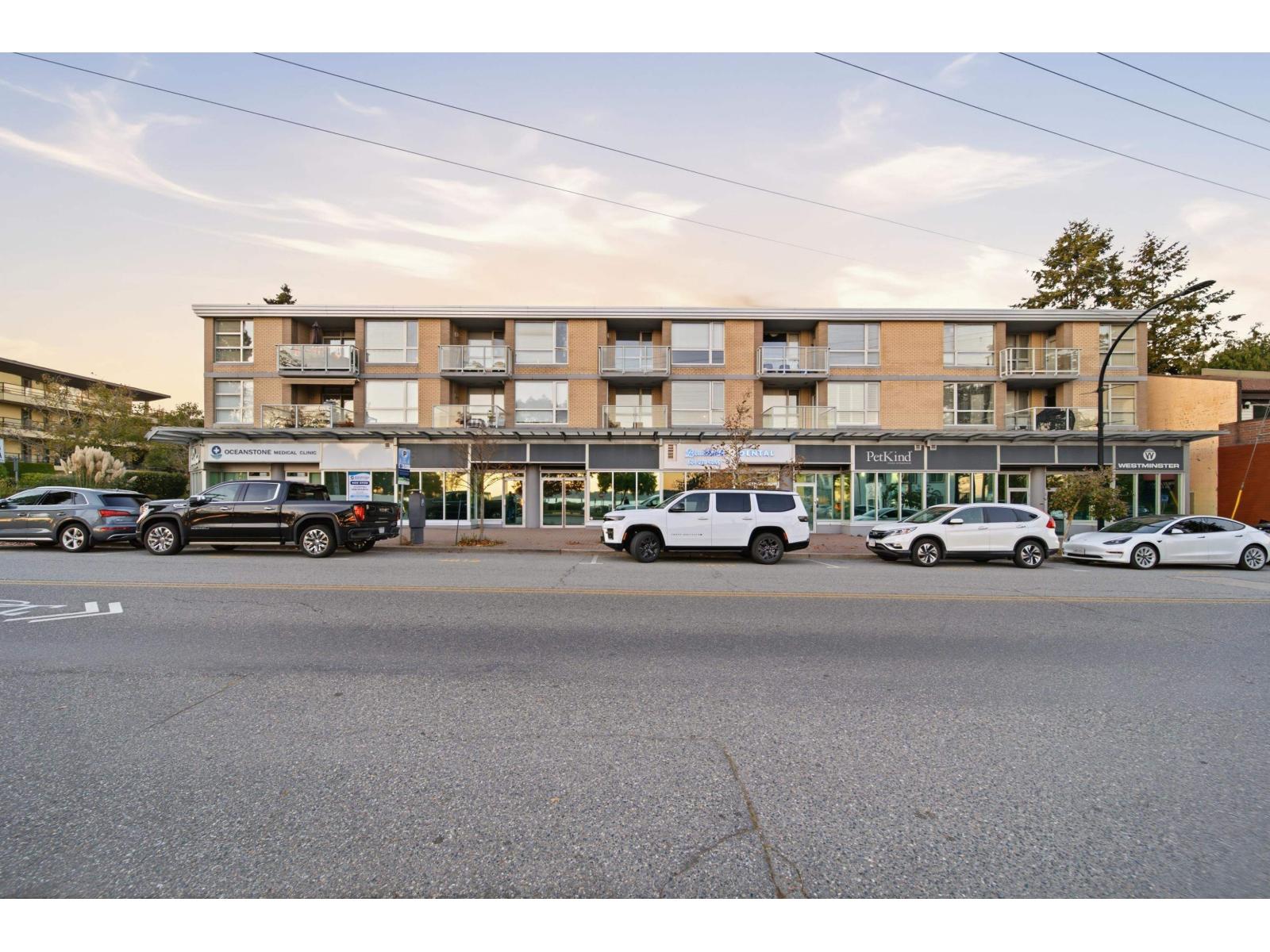303 15777 Marine Drive Property Photo 24