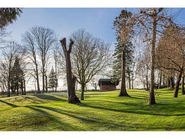 303 15777 Marine Drive Property Photo 29