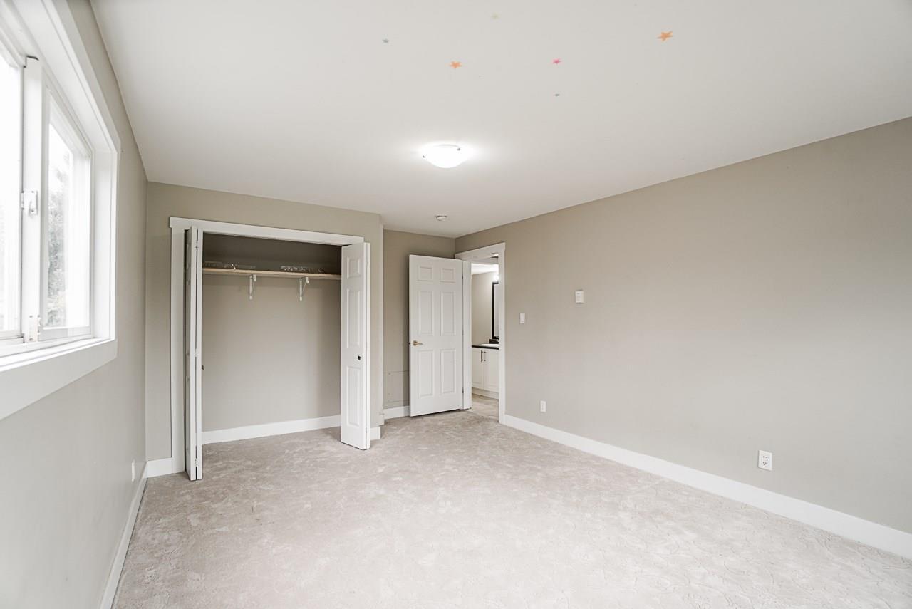 17954 58 Avenue Property Photo 32