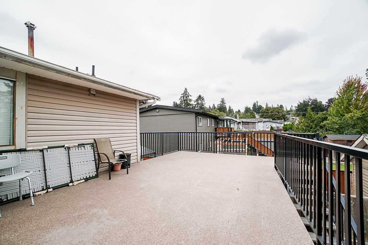 17954 58 Avenue Property Photo 36