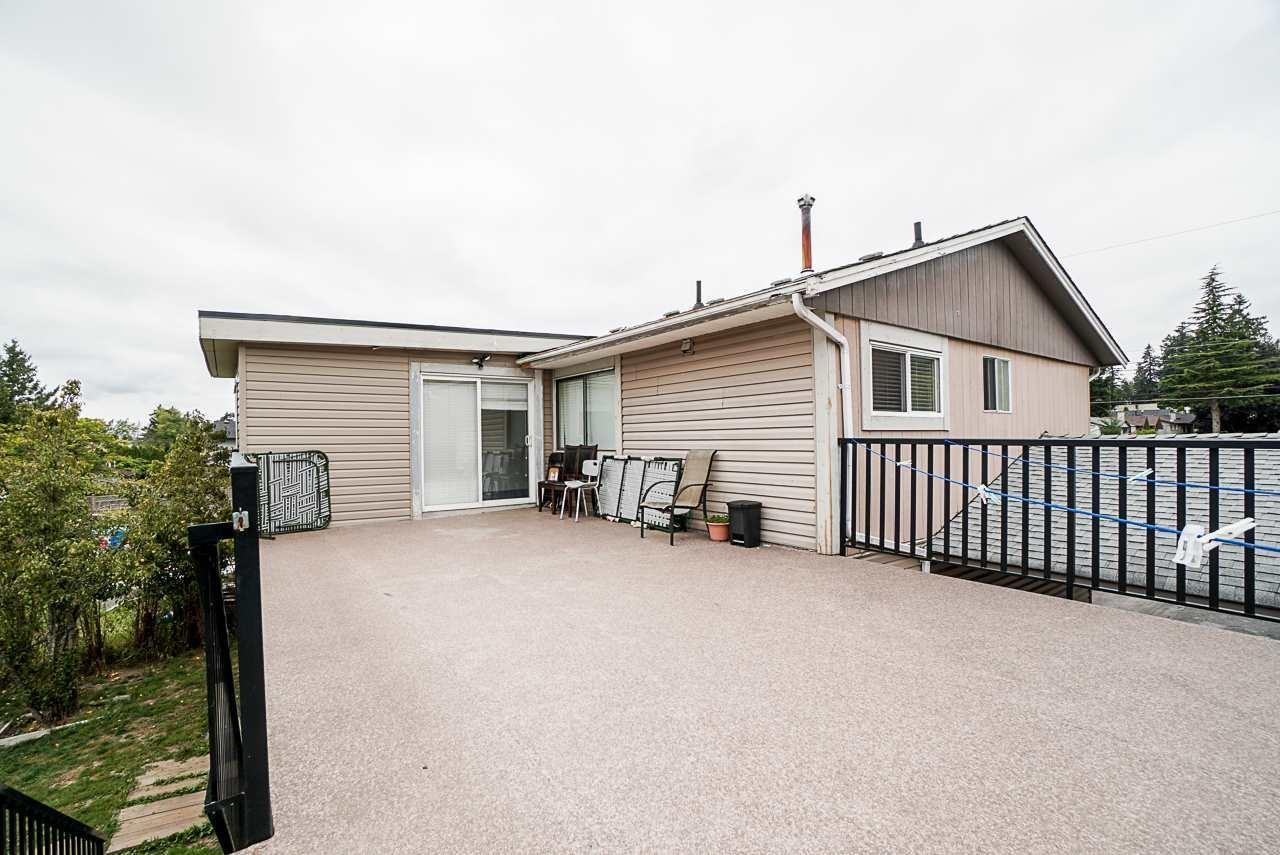 17954 58 Avenue Property Photo 37