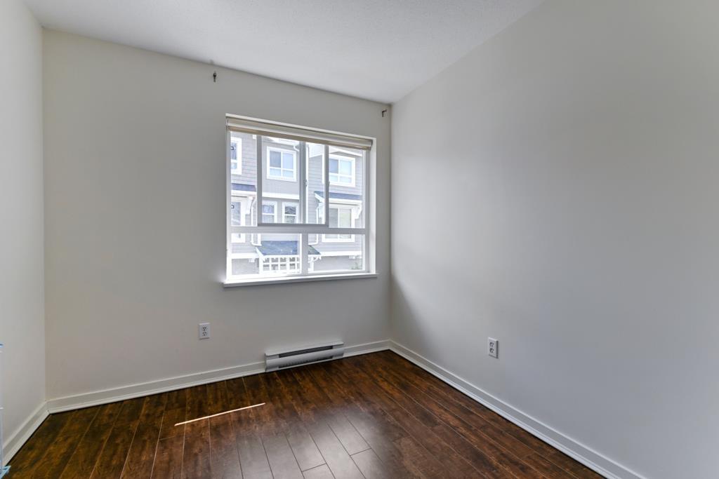 90 2729 158 Street Property Photo 24