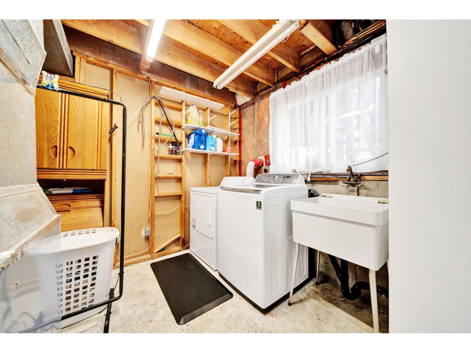 9088 146a Street Property Photo 24