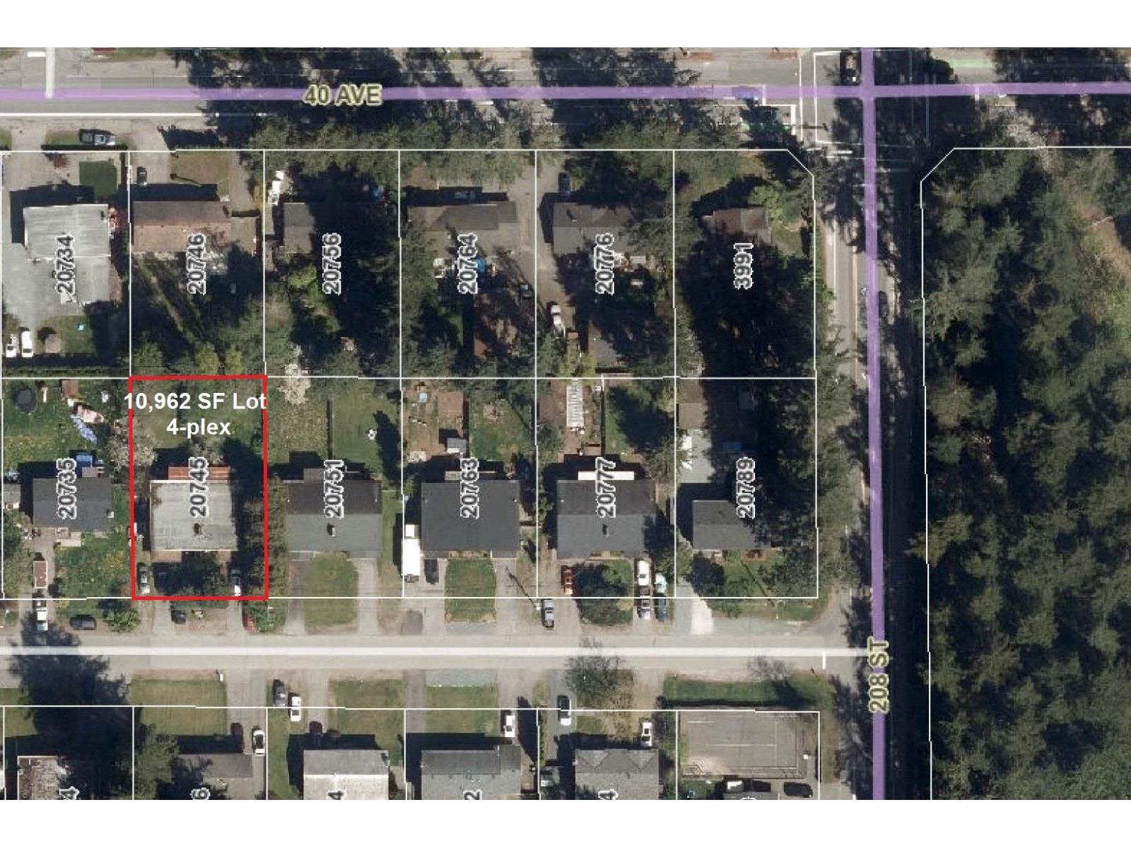 20745-20747 39a Avenue Photo de la propriété 1