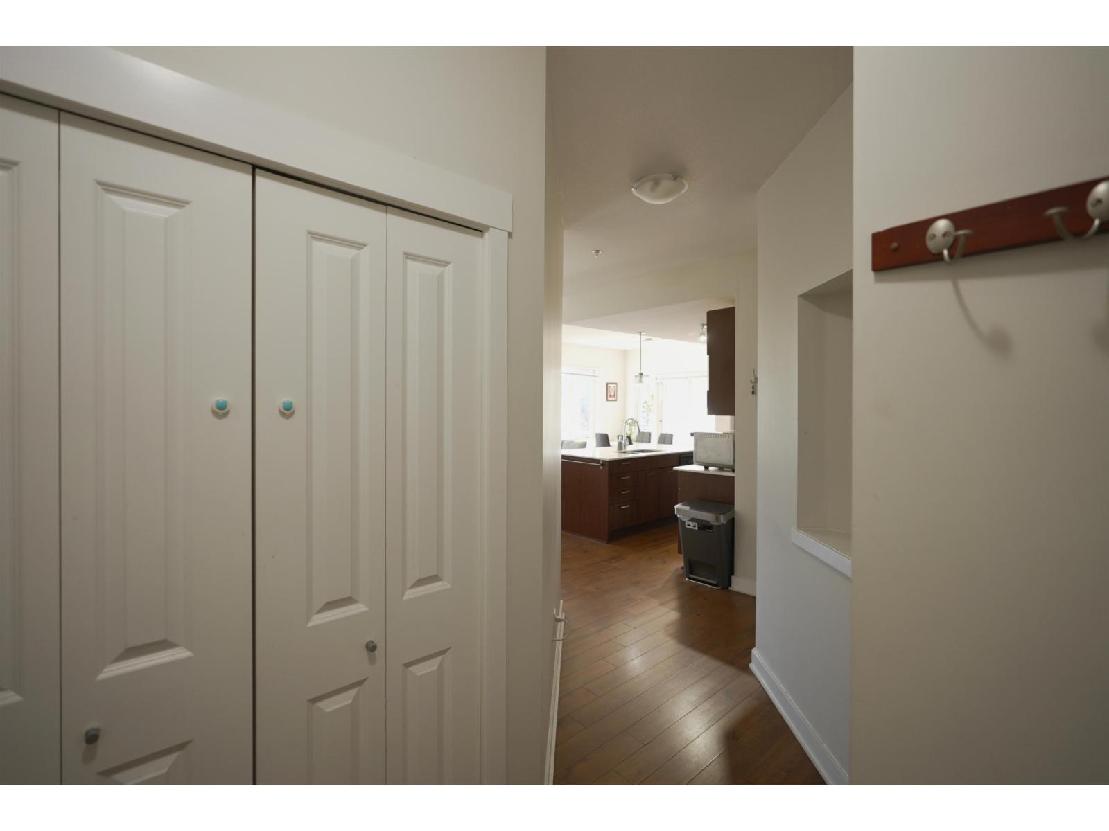 204 13339 102a Avenue Avenue Property Photo 3