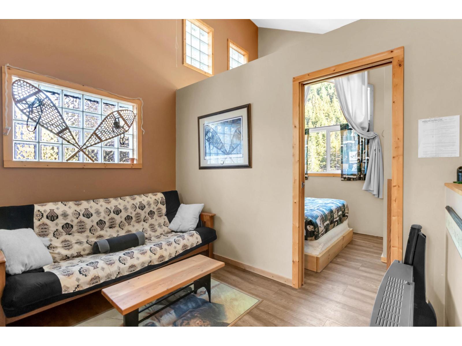 47075 Snowmist Drive Property Photo 17