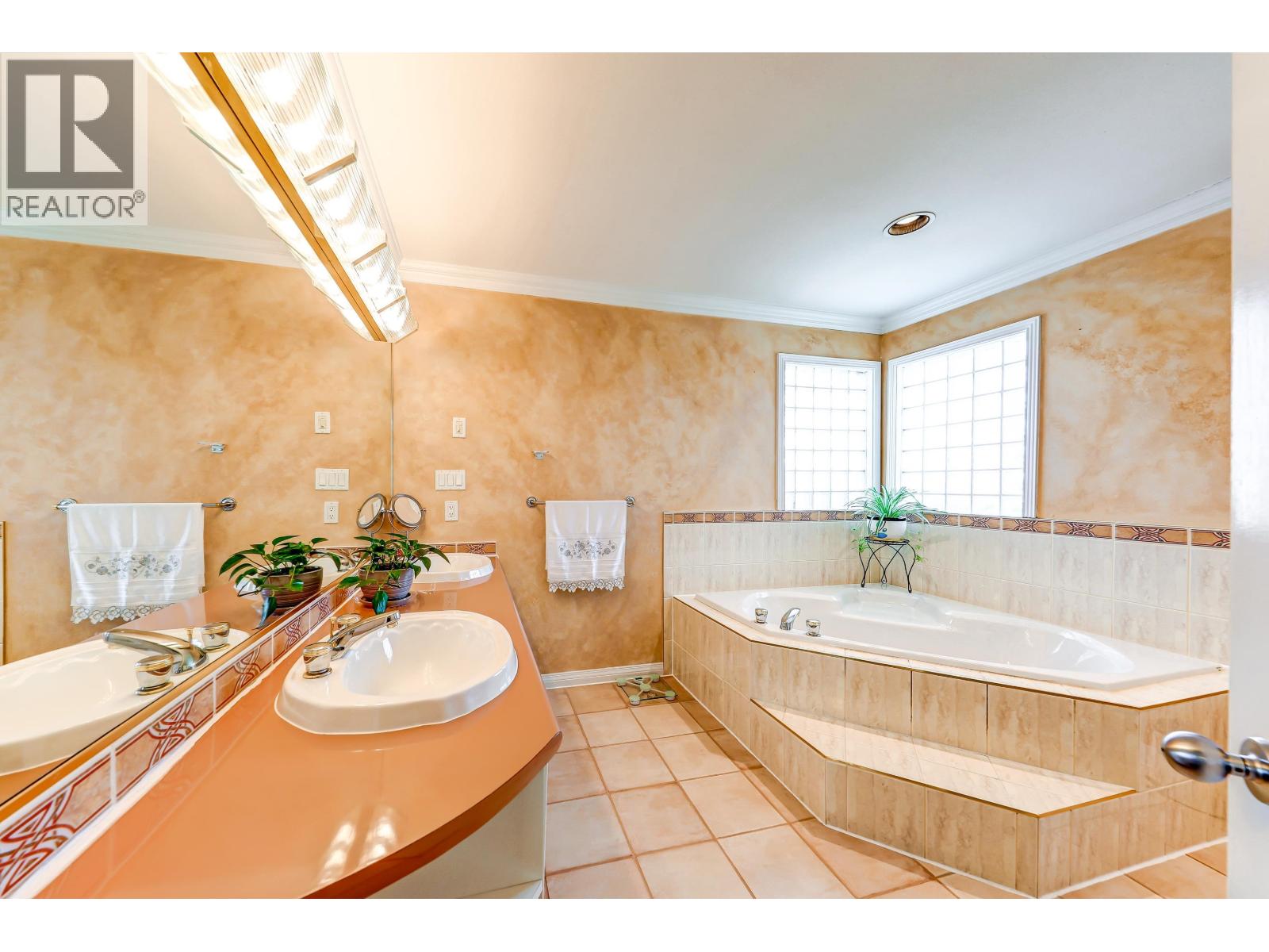6200 Garrison Court Property Photo 18