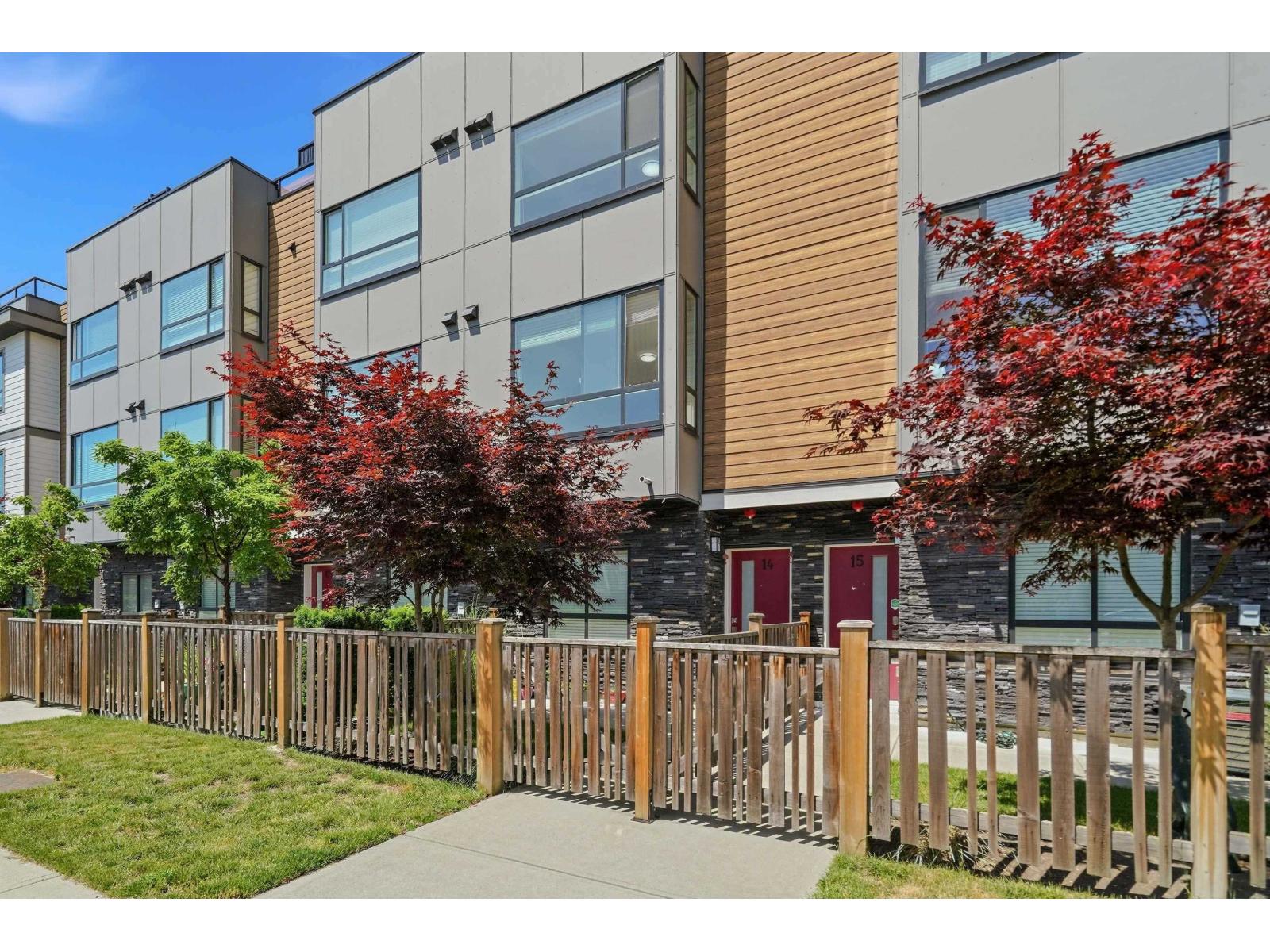 14 19631 55A AVENUE Property Photo 1
