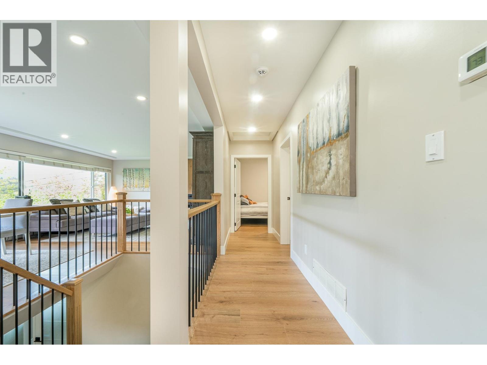 880 Jefferson Avenue Property Photo 16